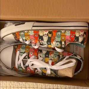 Dog print sneakers